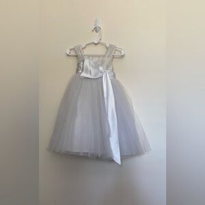 2t girls chantilly Place